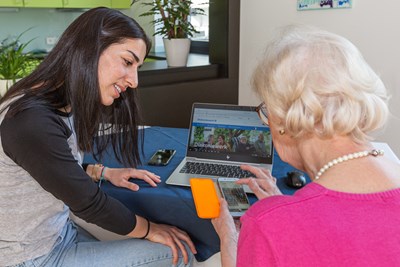 „Handy, Laptop & Co – Soziale Teilhabe durch digitale Verbundenheit“ 