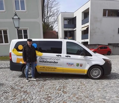 „Generationen miteinander“ – Freiwilligenarbeit für den gesellschaftlichen Zusammenhalt